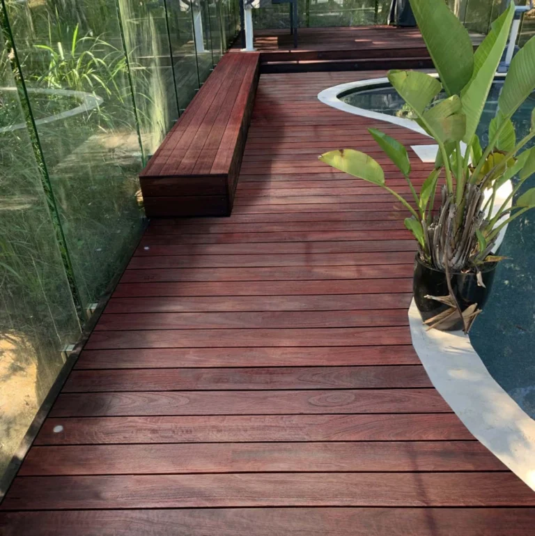Deck & Timber Floor, and Pergolas staining Painting (6)