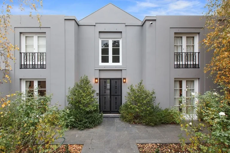 Facade and Render Painting