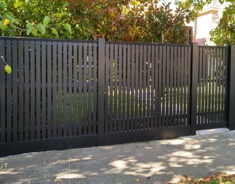 Luxend Painting Service - Metal Aluminum Fence & Gate Painting