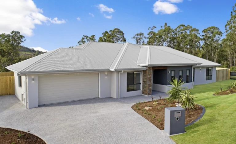 Roof and Fascia Painting